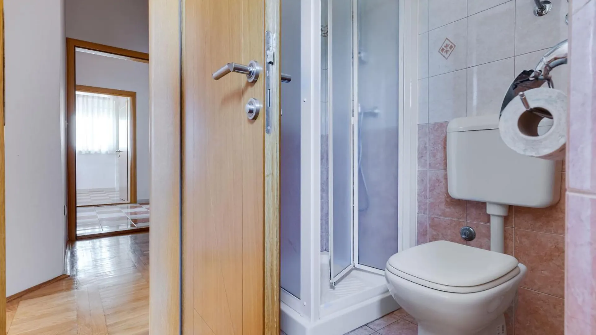 Apartment Daria 1 By Interhome Anić 0*,